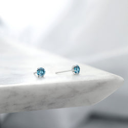 Earrings in Platinum