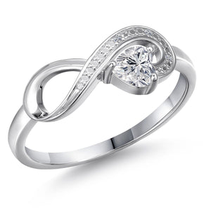 Ring in 10K White Gold