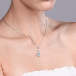 Pendant in 10K White Gold