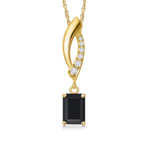 Onyx - December_Pendant in 10K Yellow Gold