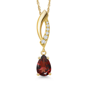 Garnet - January_Pendant in 14K Yellow Gold