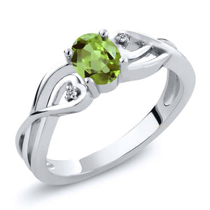 Peridot - August_5_Ring in 925 Sterling Silver