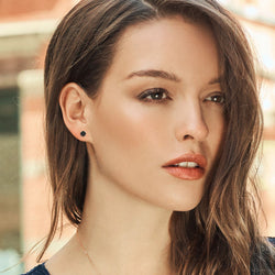Earrings in 14K White Gold
