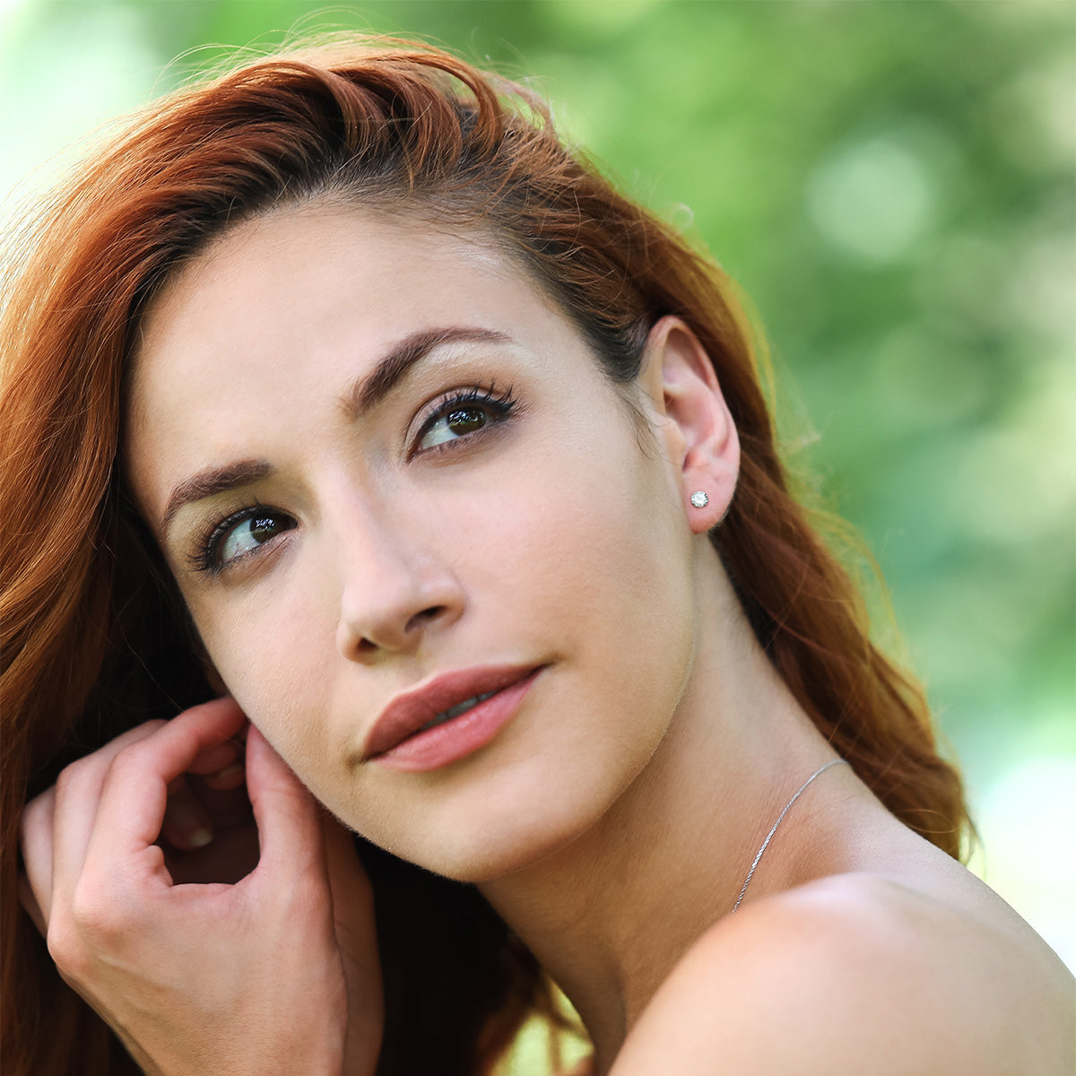 Earrings in 14K White Gold