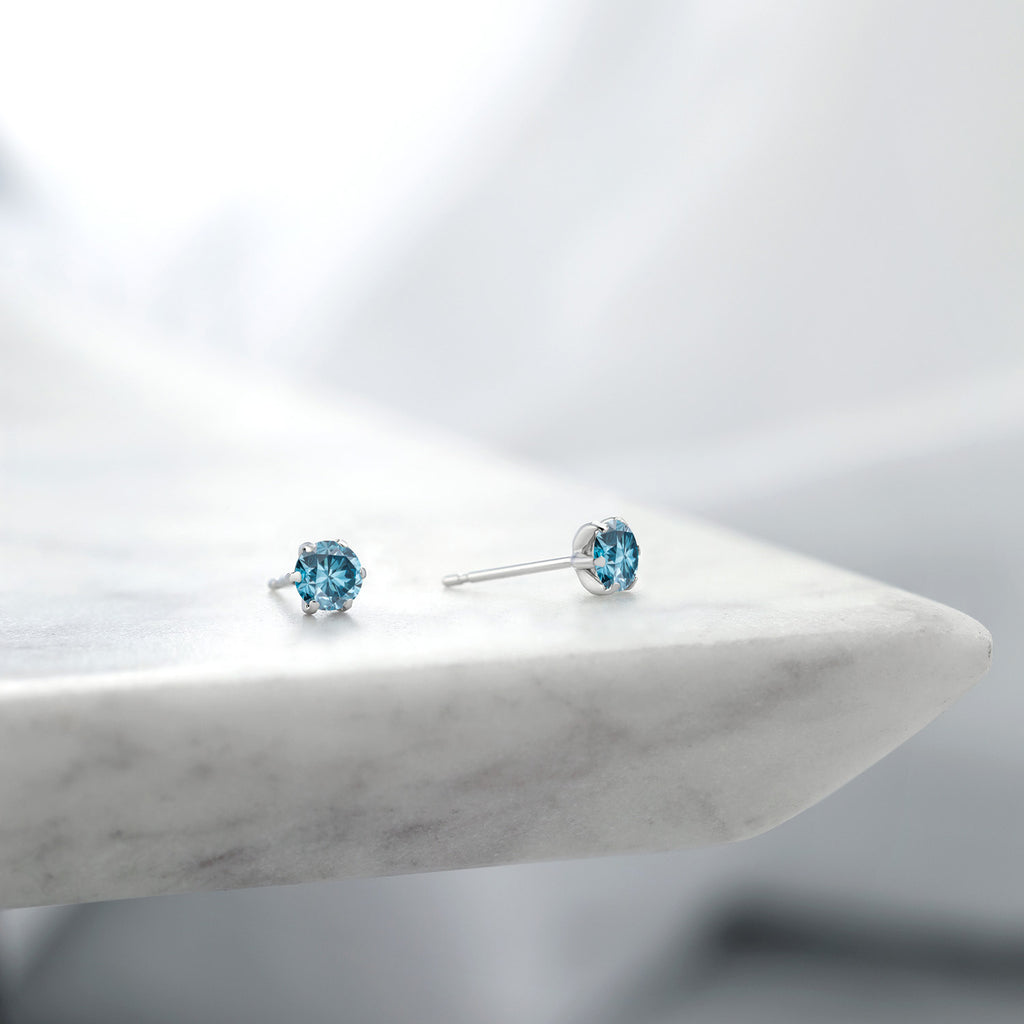 Earrings in Platinum