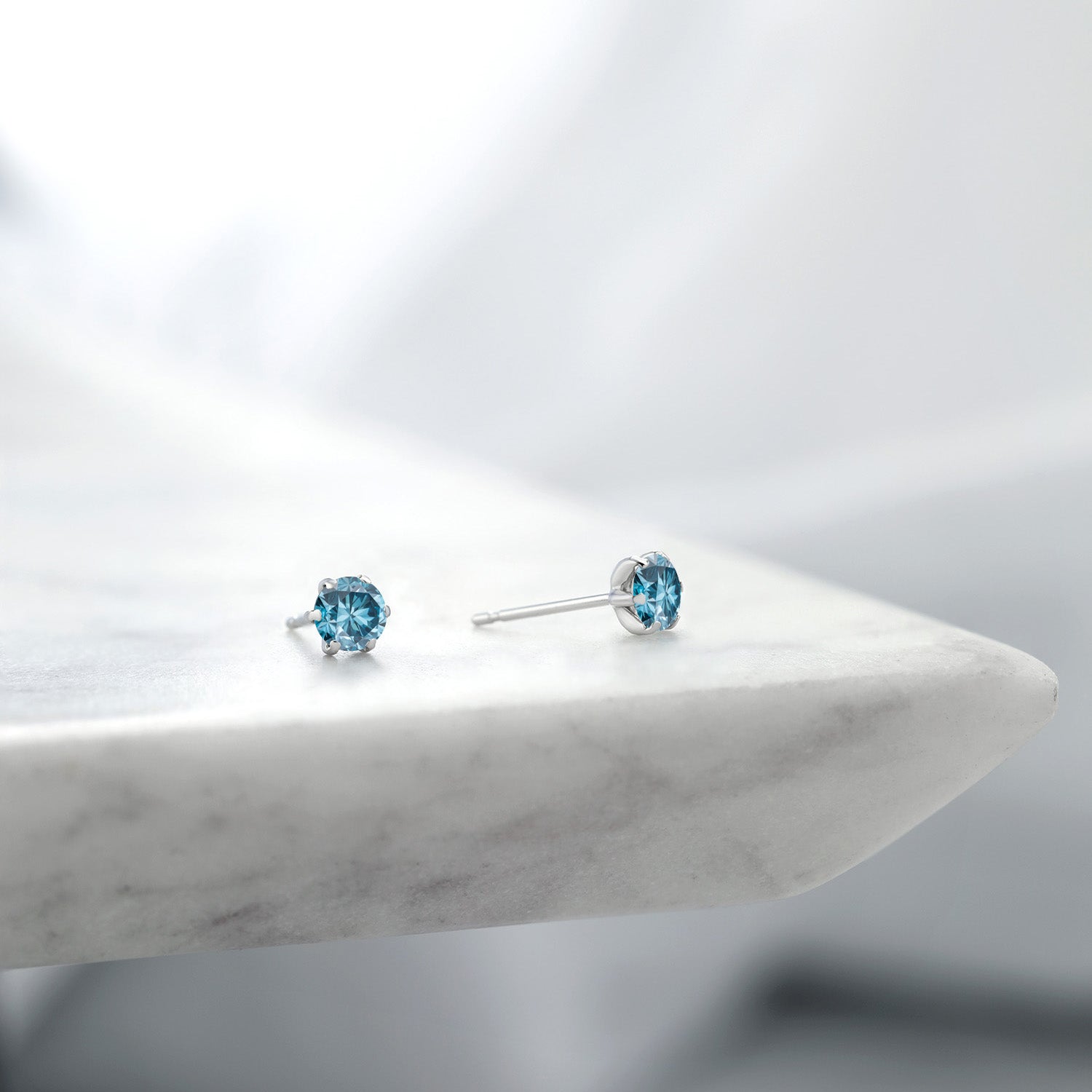 Earrings in Platinum