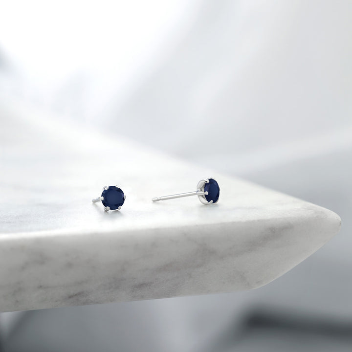 Earrings in Platinum