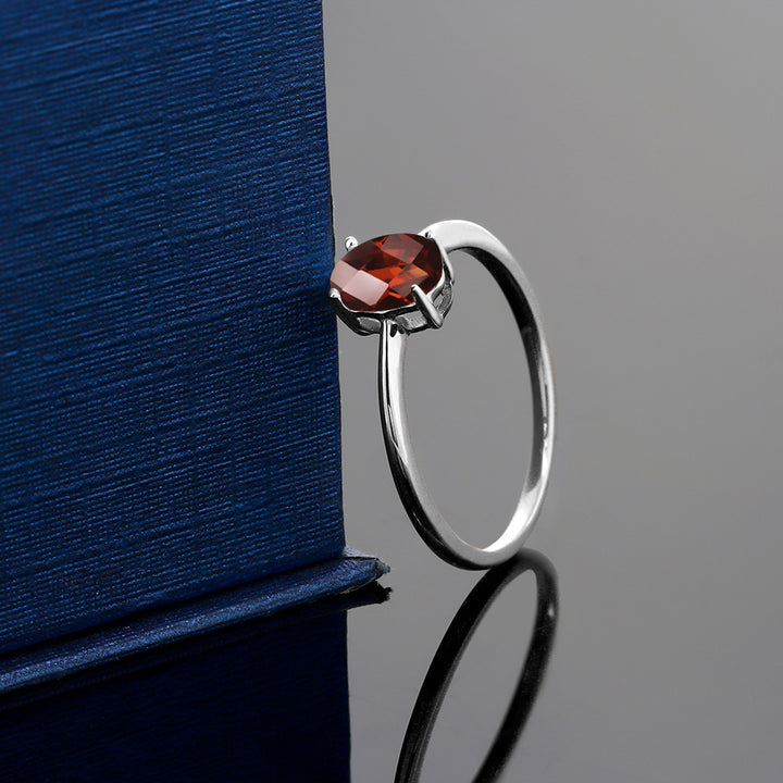 Ring in 10K White Gold