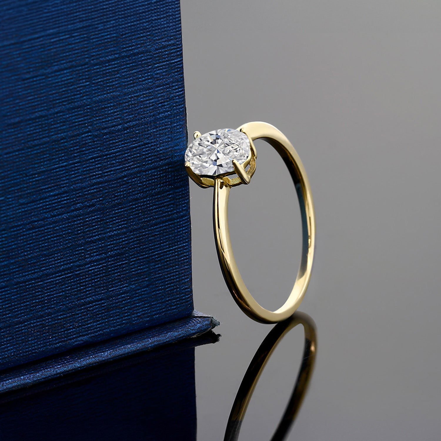 Lab Grown Diamond_7_Ring in 10K Yellow Gold