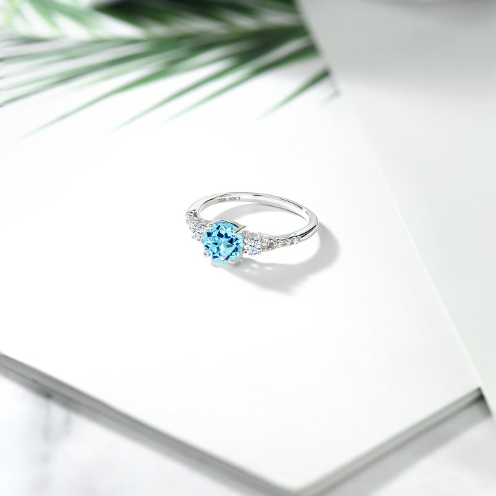 Ring in 10K White Gold