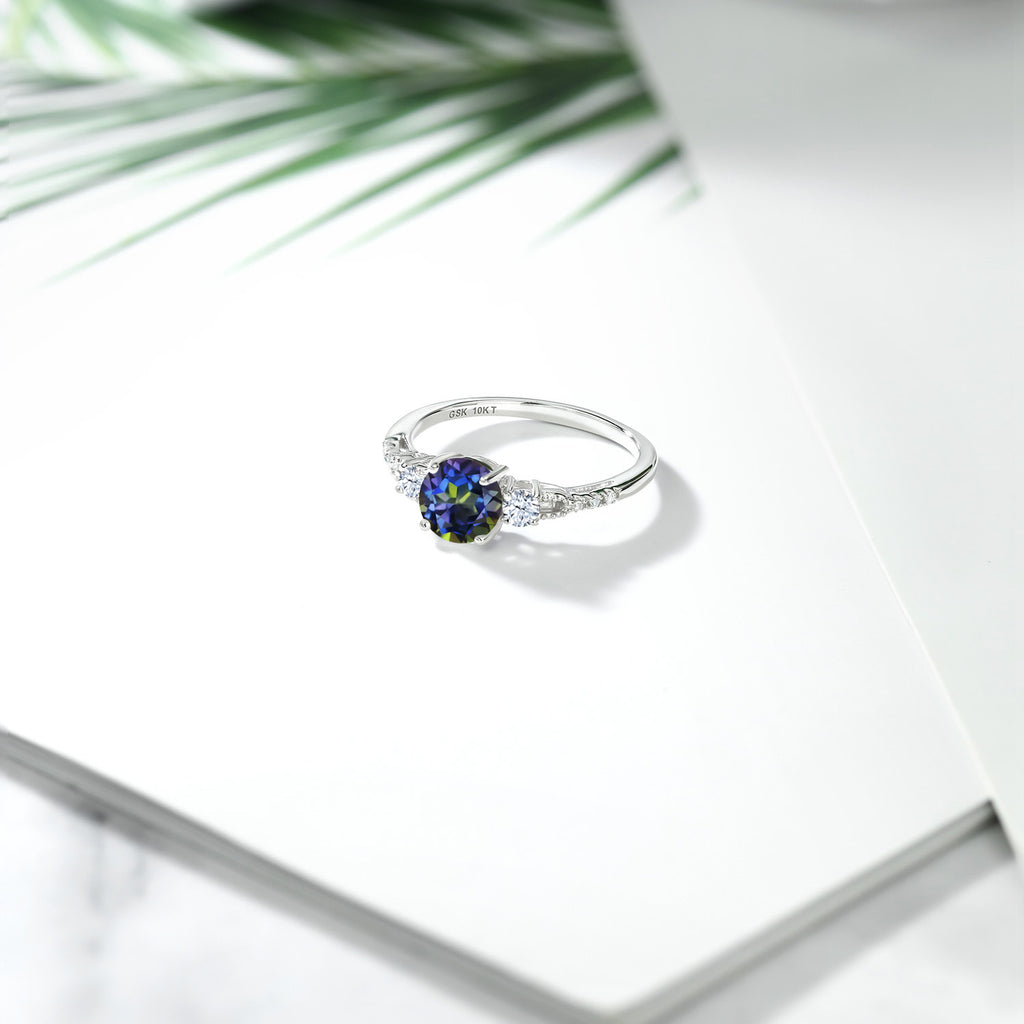 Ring in 10K White Gold