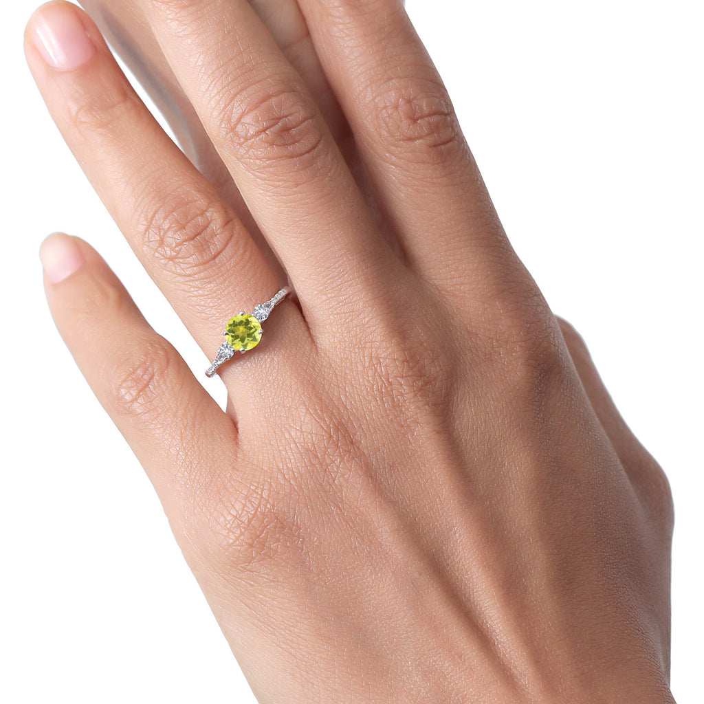 Ring in 10K White Gold