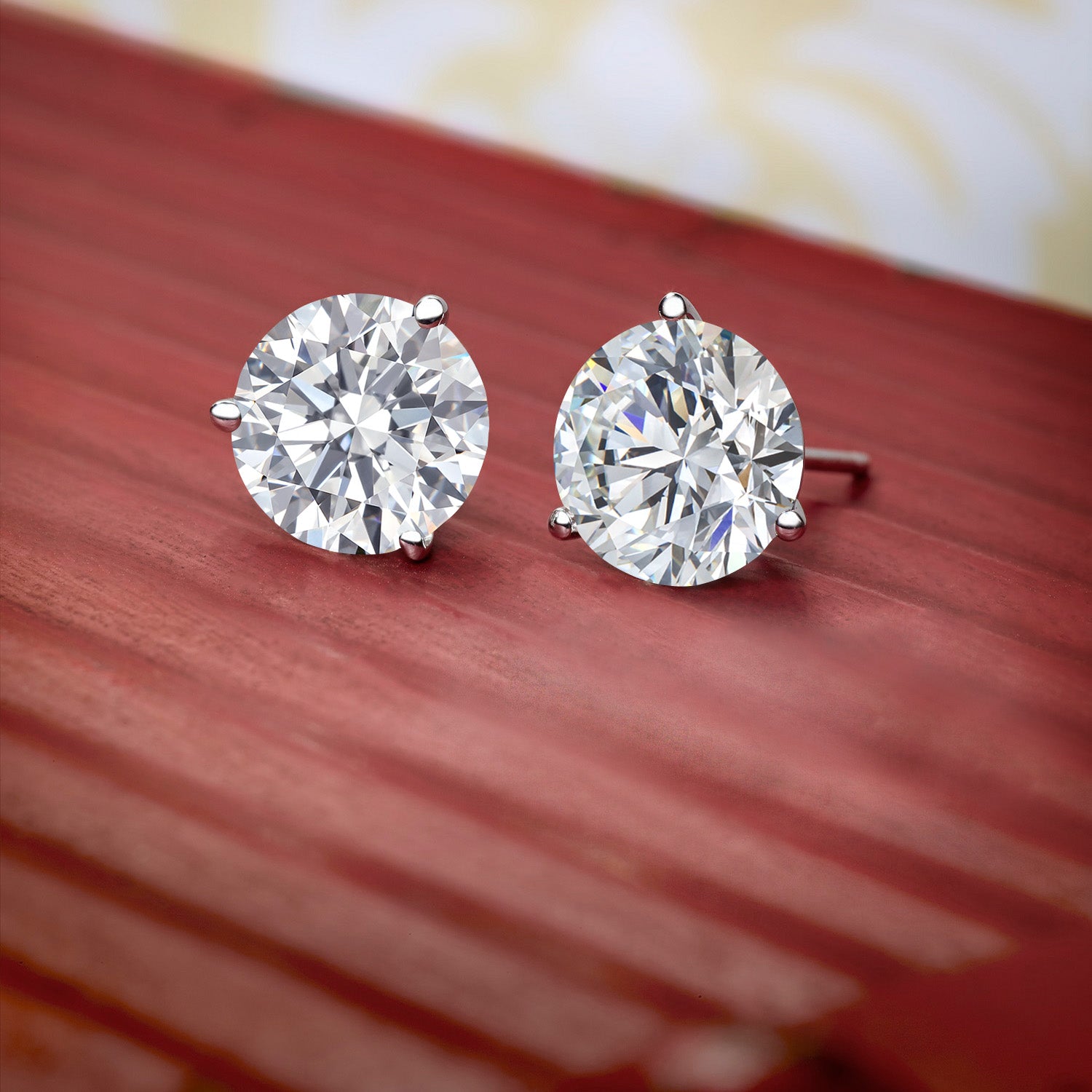 Earrings in 14K White Gold