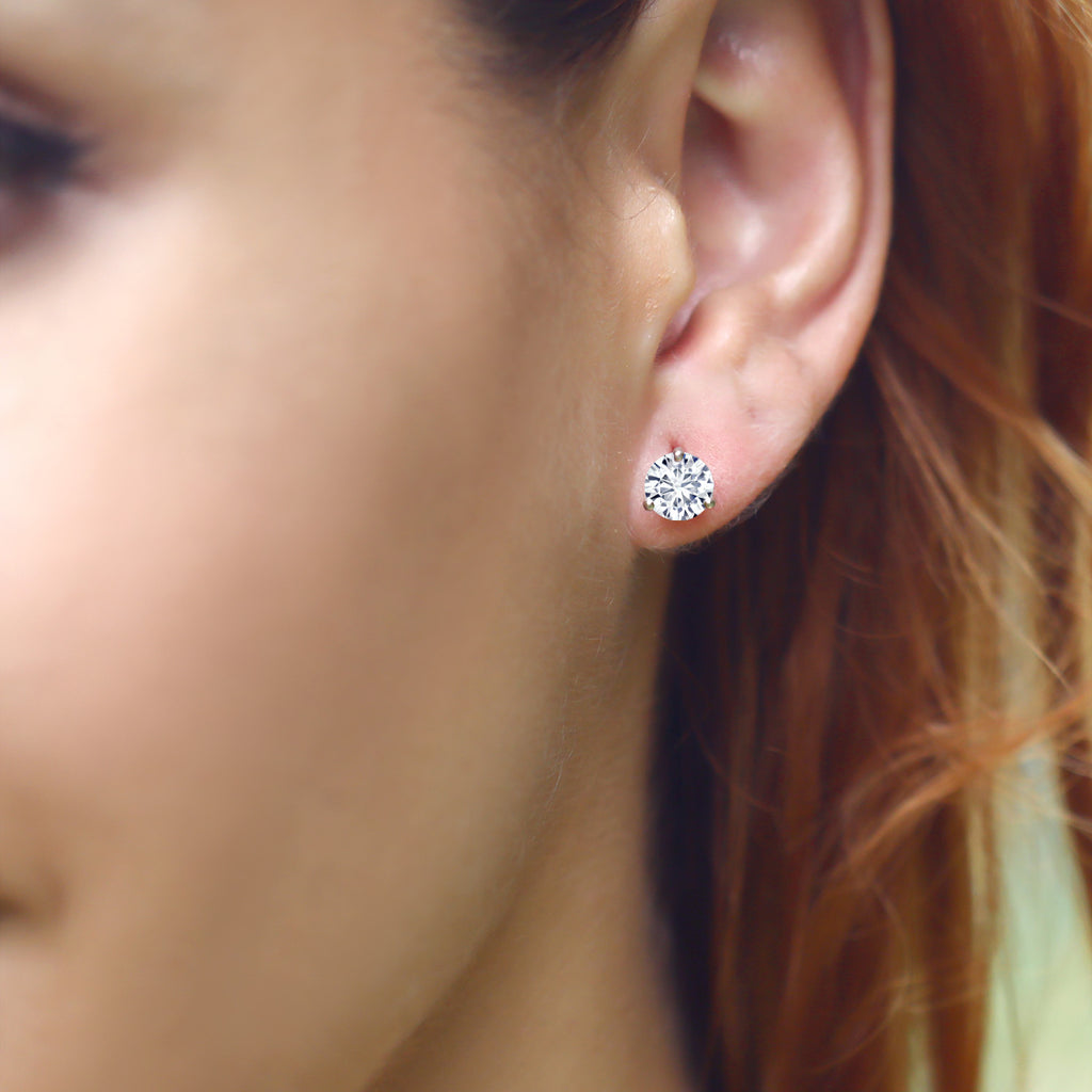 Near Colorless (GHI)_Earrings in 14K White Gold