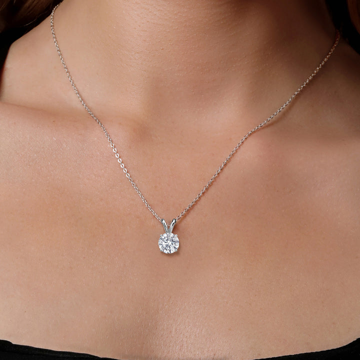 Pendant in 14K White Gold