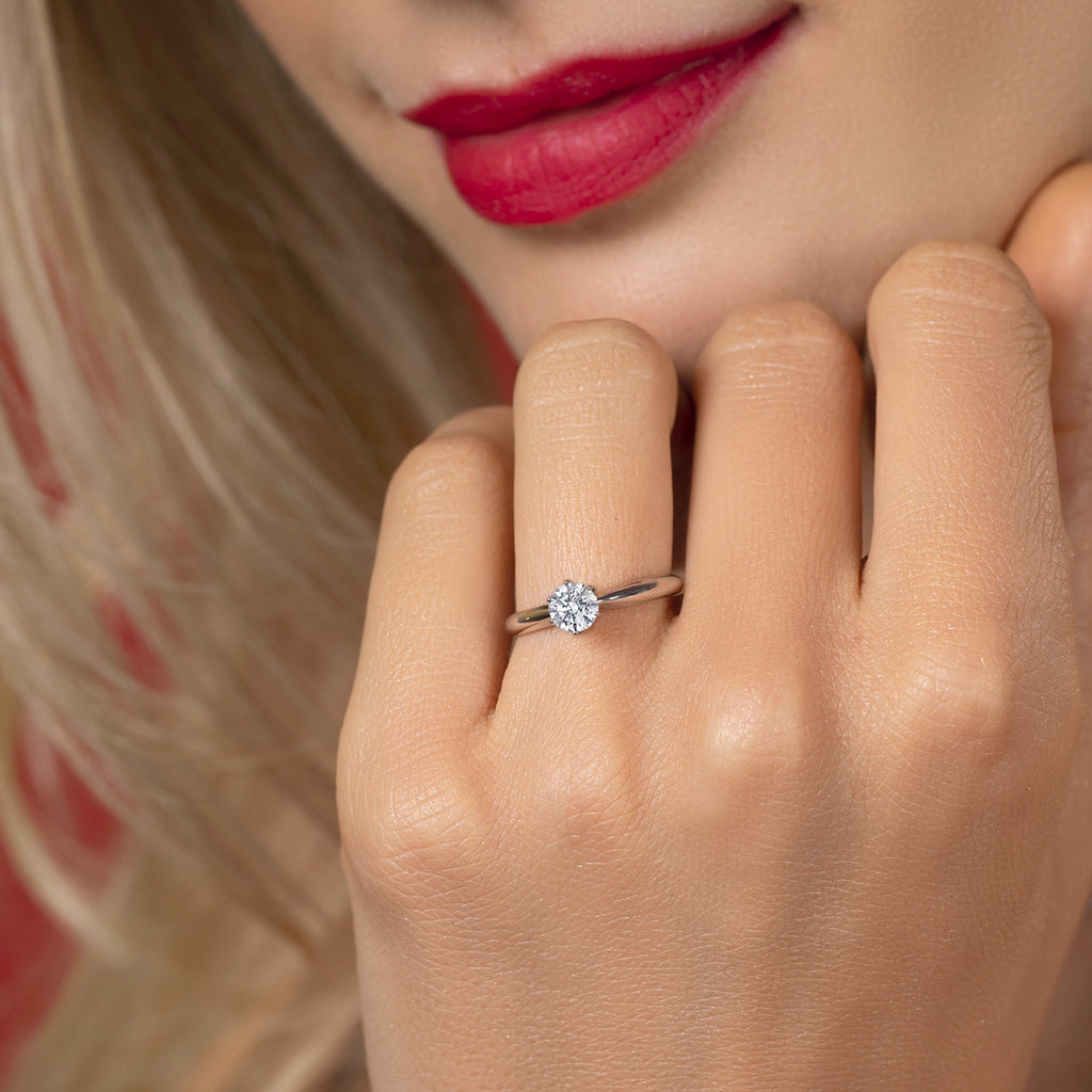 Ring in 18K White Gold