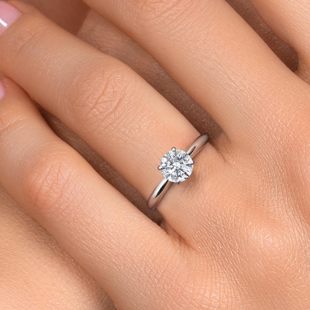 Round Cut_Ring in Platinum
