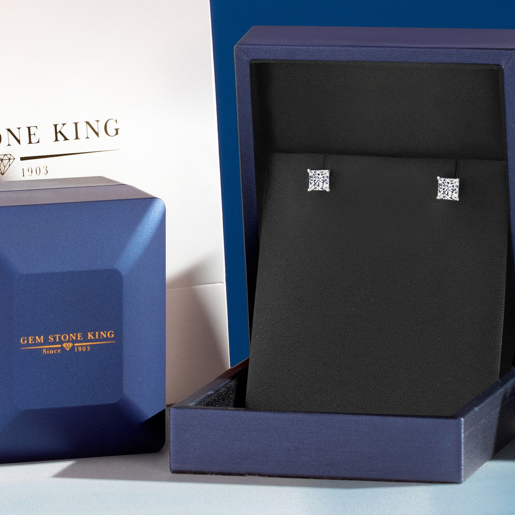 Earrings in 14K White Gold