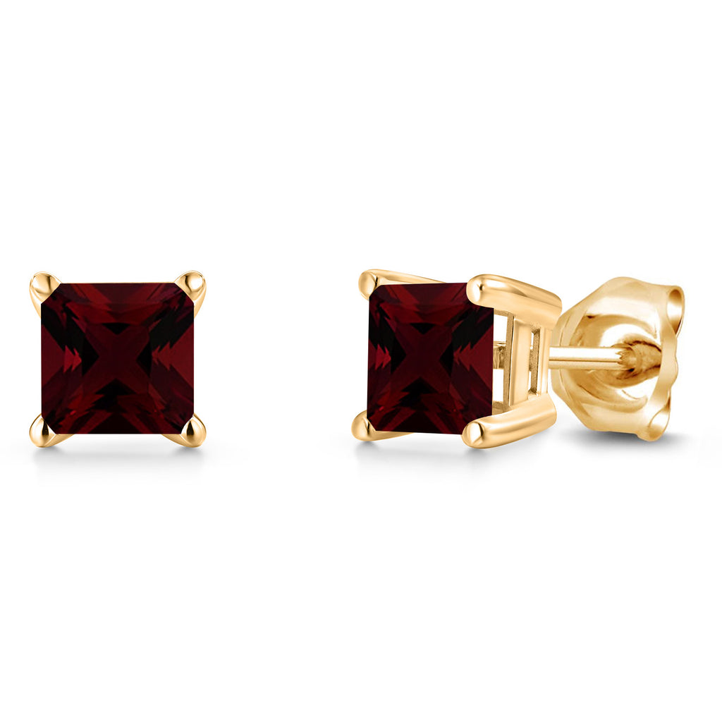 Garnet - January_Earrings in 14K Yellow Gold