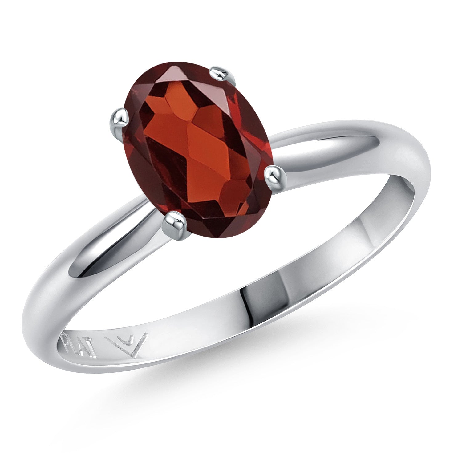 Garnet - January_8_Ring in Platinum