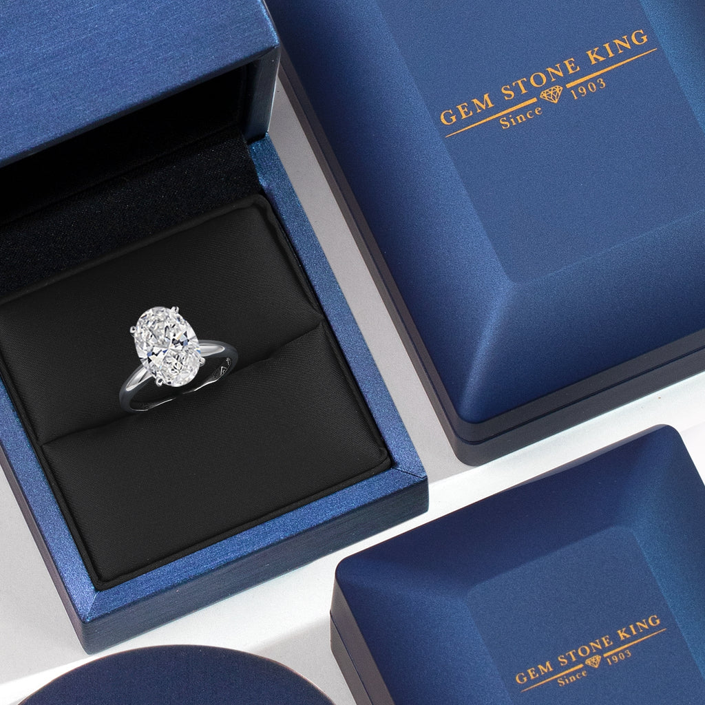 Ring in Platinum