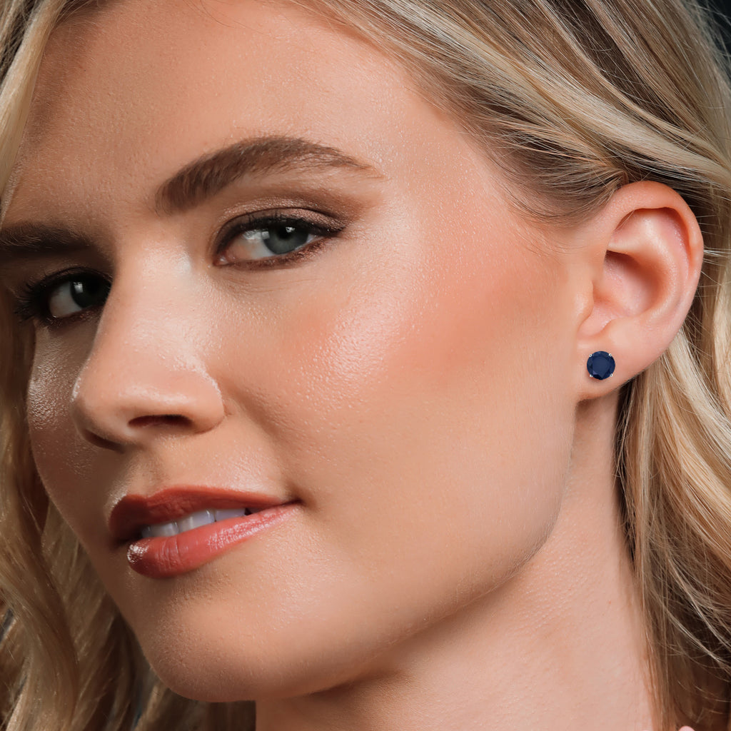 Earrings in 14K White Gold