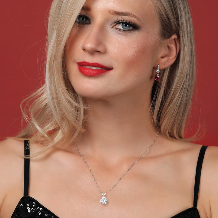 Necklace in 14K White Gold