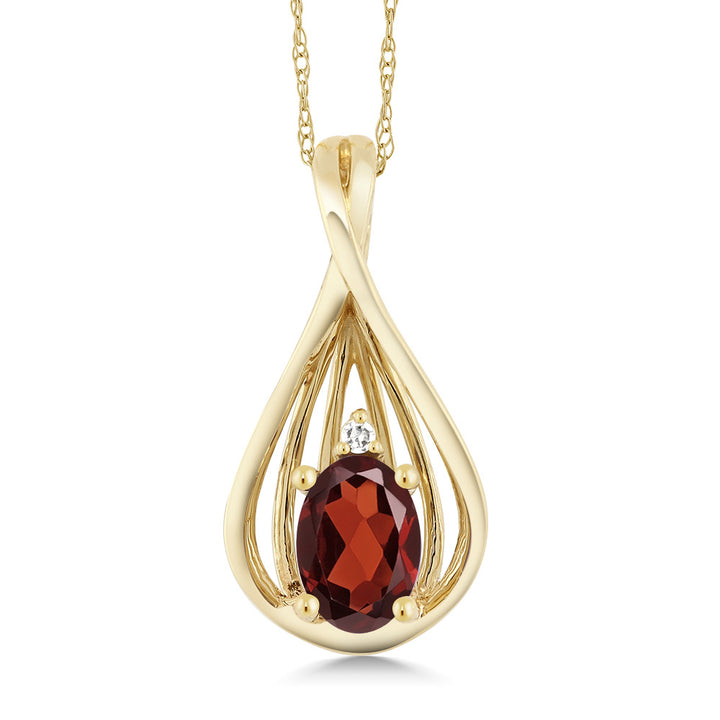 Garnet - January_Pendant in 10K Yellow Gold