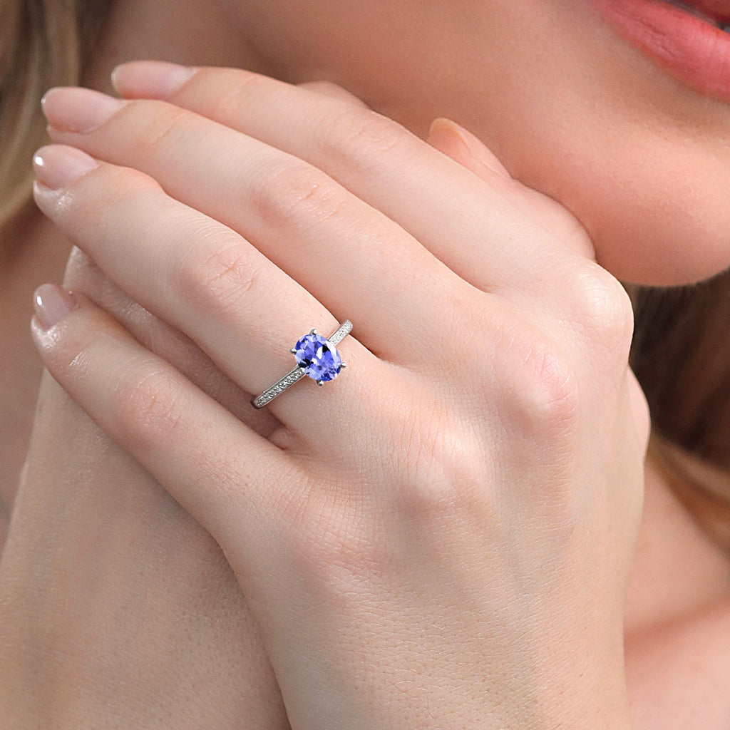 Tanzanite - December_5_Ring in 10K White Gold