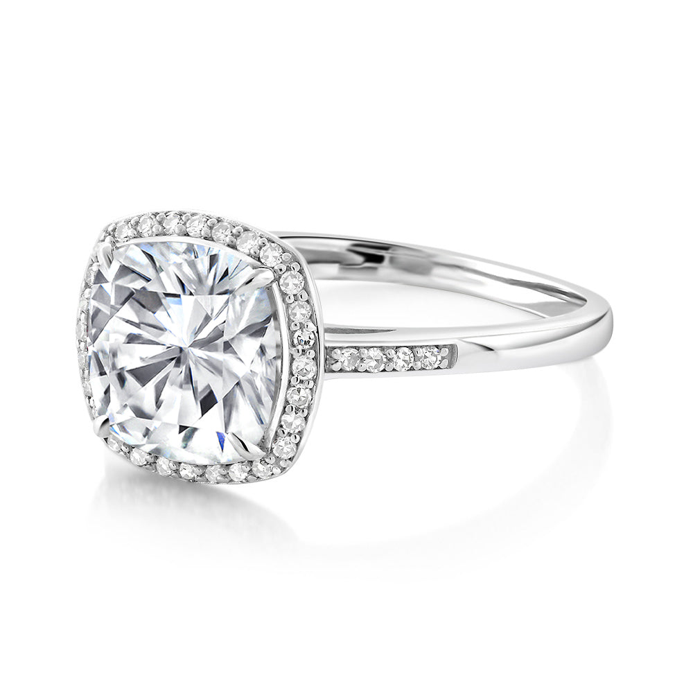 Ring in 10K White Gold