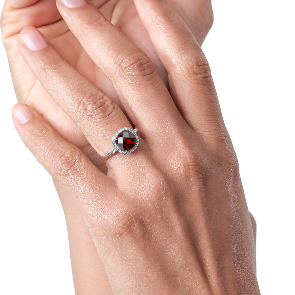Ring in 10K White Gold