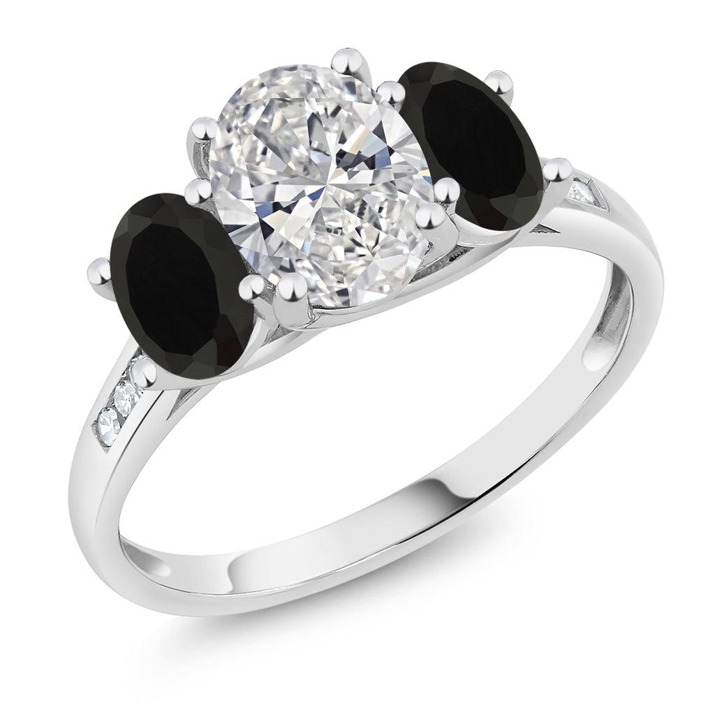 Onyx - December_8_Ring in 10K White Gold