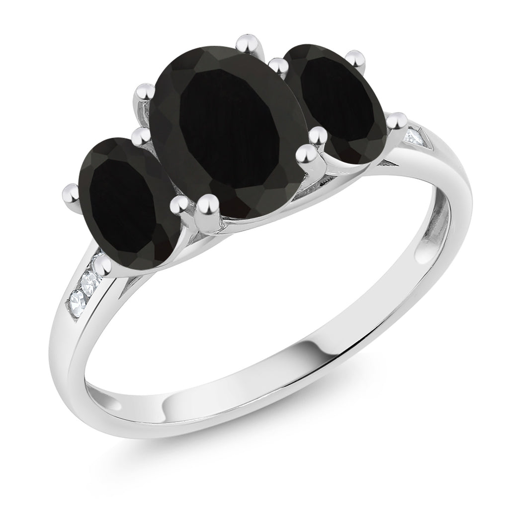 Onyx - December_5_Ring in 10K White Gold