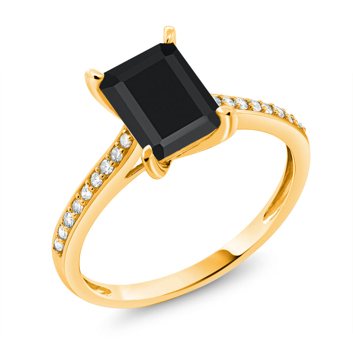 Onyx - December_5_Ring in 10K Yellow Gold