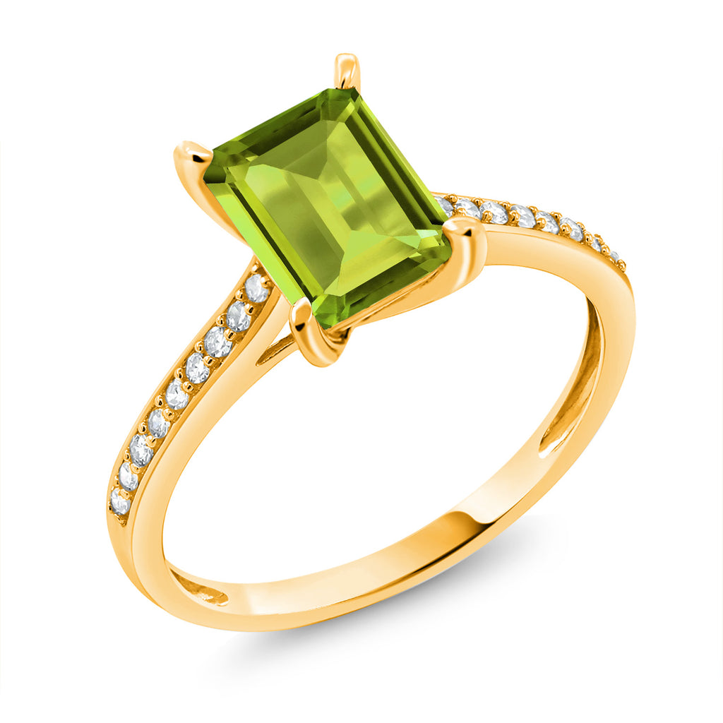 Peridot - August_6_Ring in 10K Yellow Gold