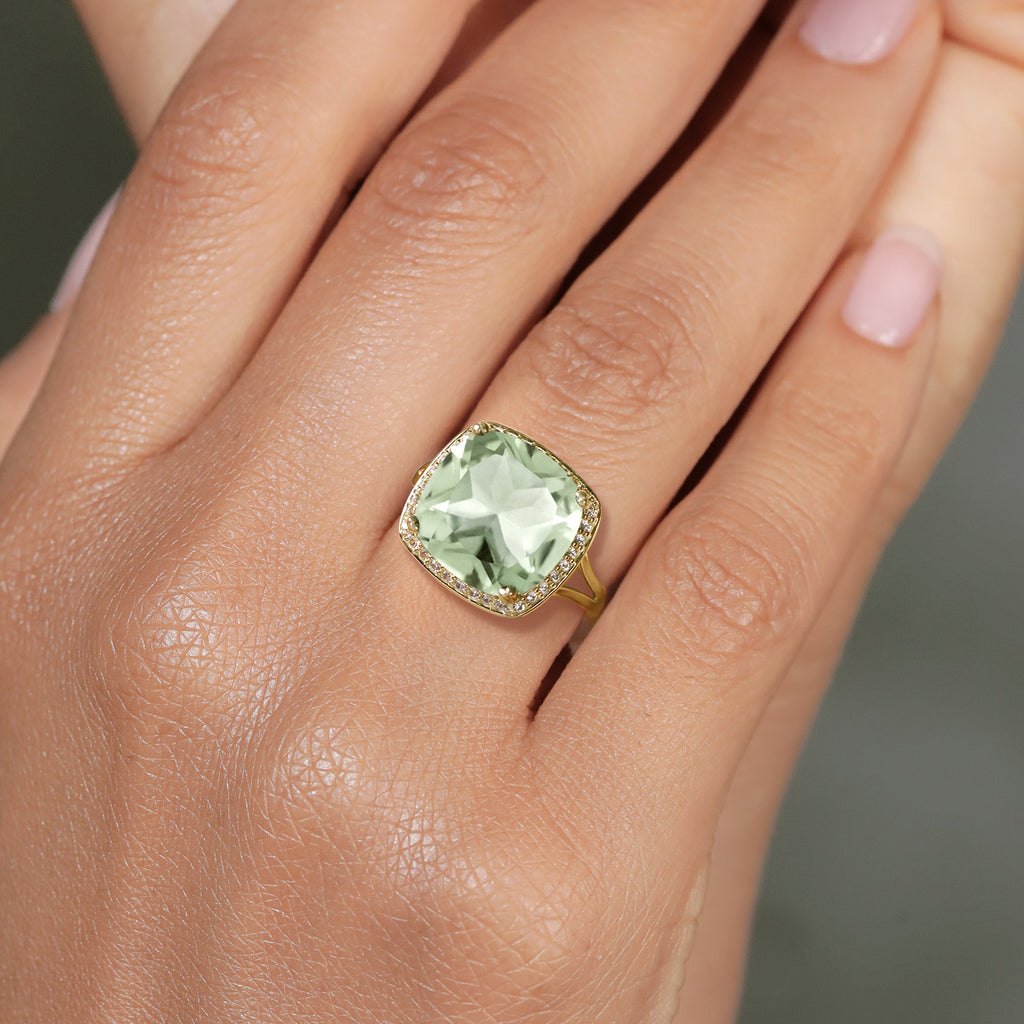 Prasiolite_7_Ring in 10K Yellow Gold