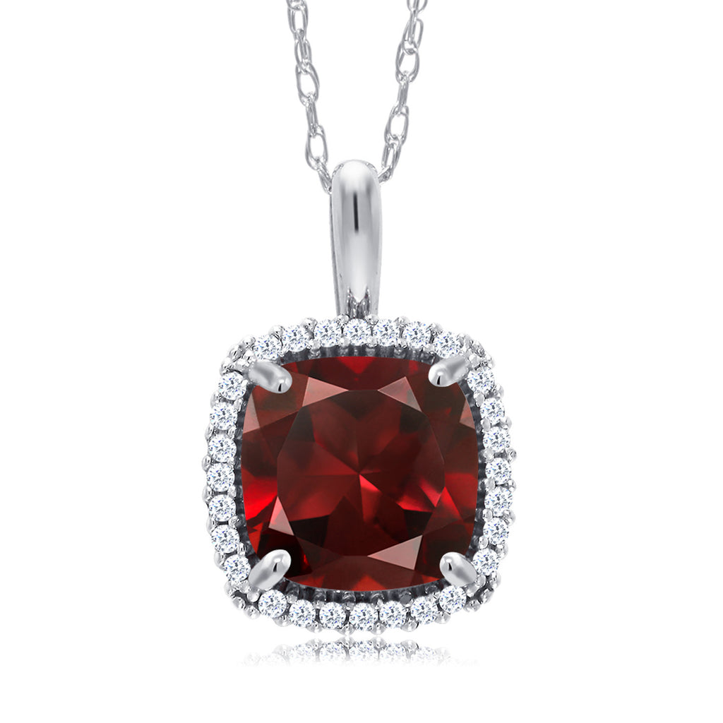 Garnet - January_Pendant in 10K White Gold