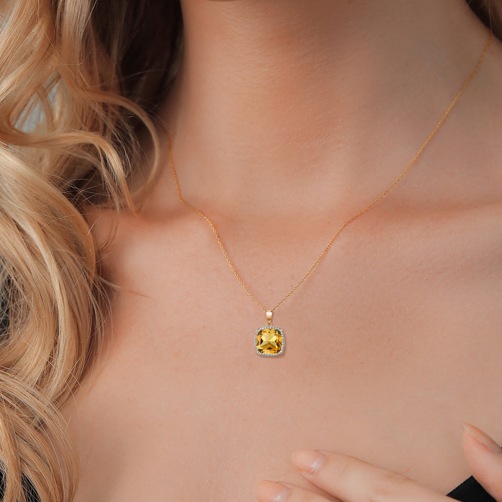 Citrine - November_Pendant in 10K Yellow Gold