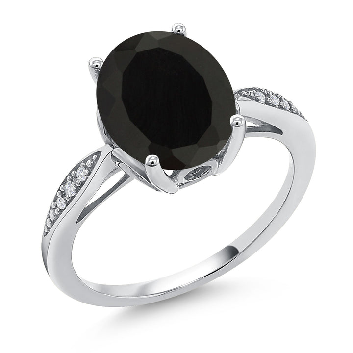 Onyx - December_5_Ring in 14K White Gold