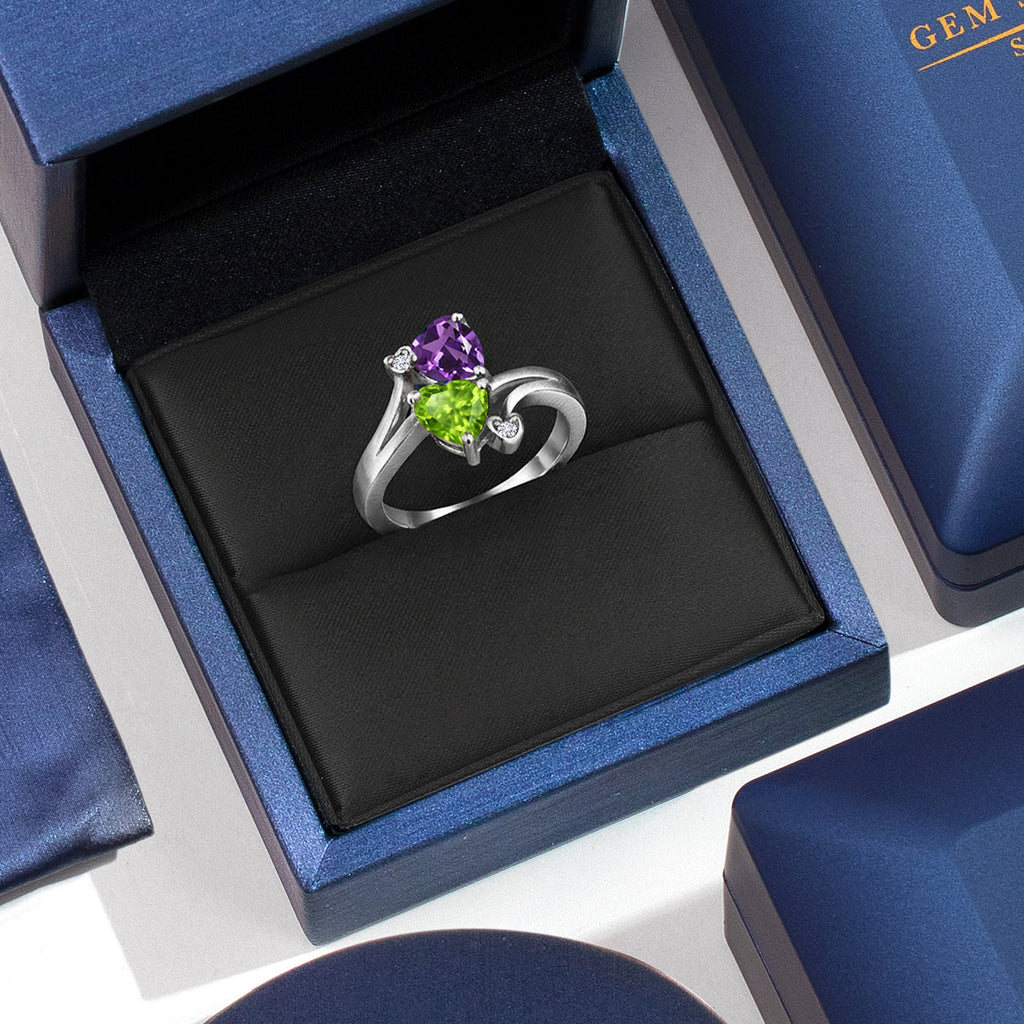 Garnet and Diamond_7_Ring in 10K White Gold
