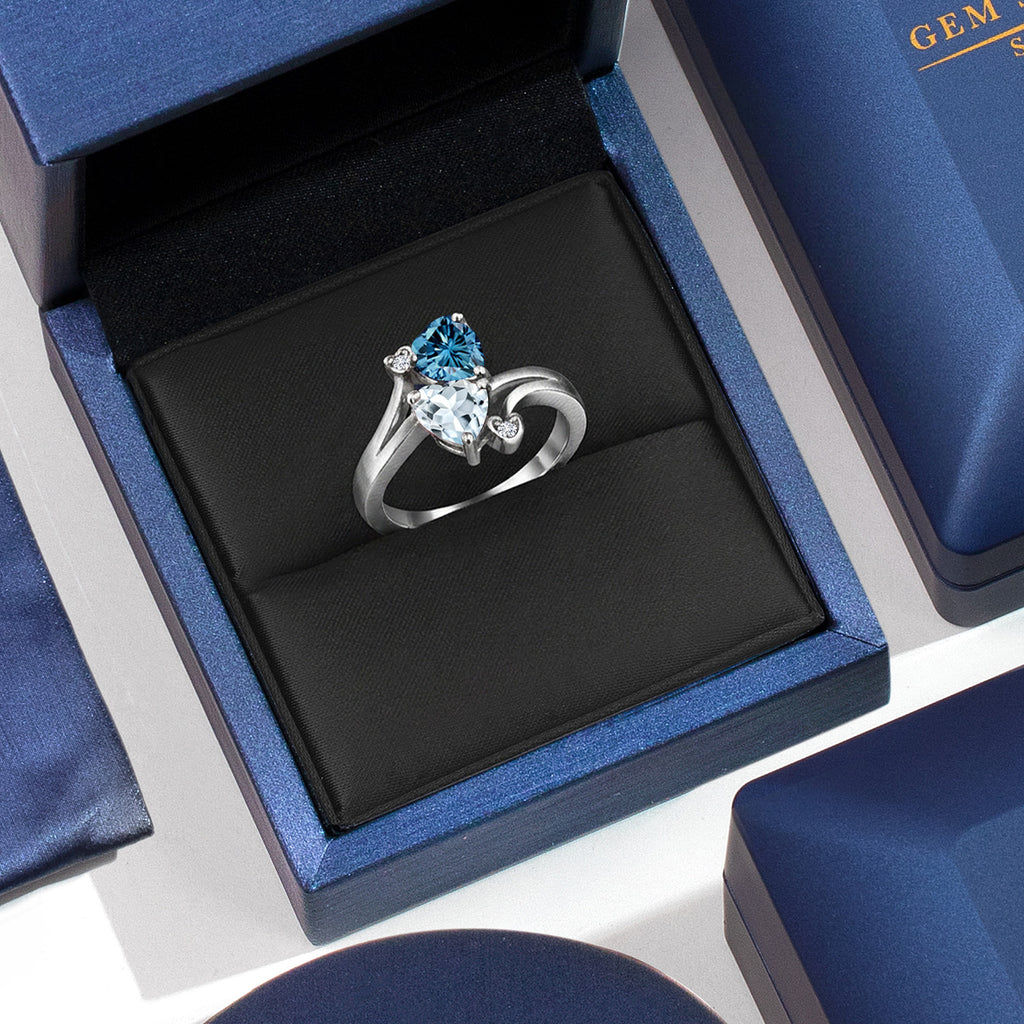 Ring in 10K White Gold