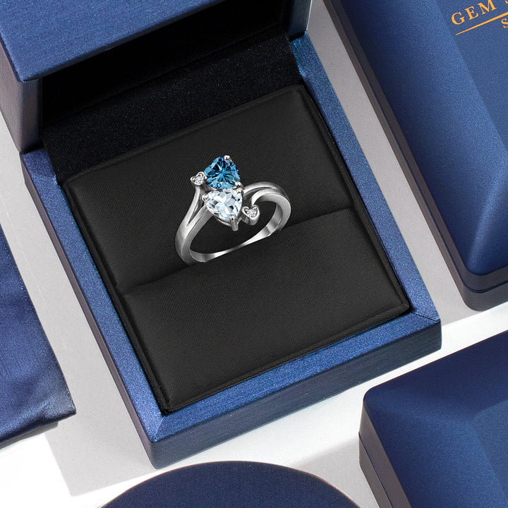 Ring in 10K White Gold