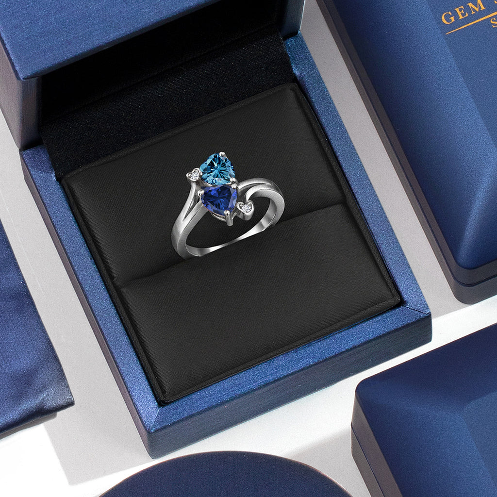 Ring in 10K White Gold