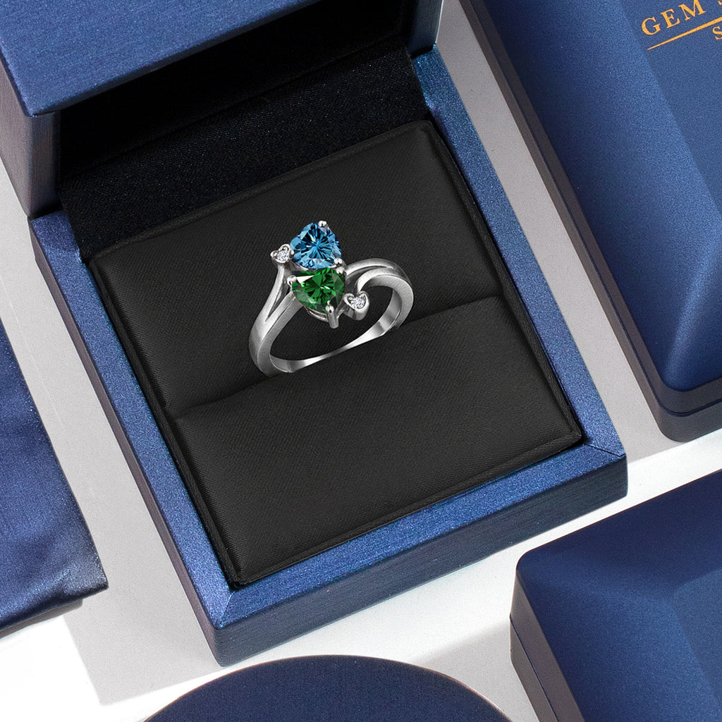 Ring in 10K White Gold