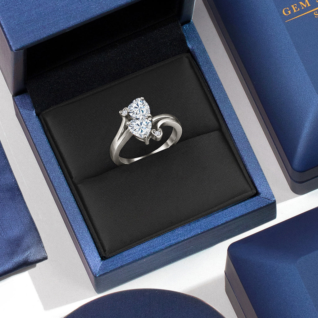 Ring in 10K White Gold