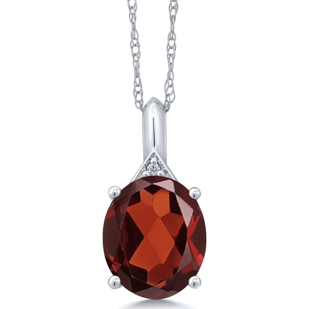 Garnet - January_Pendant in 14K White Gold