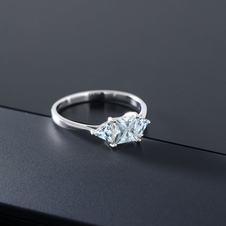 Ring in 10K White Gold