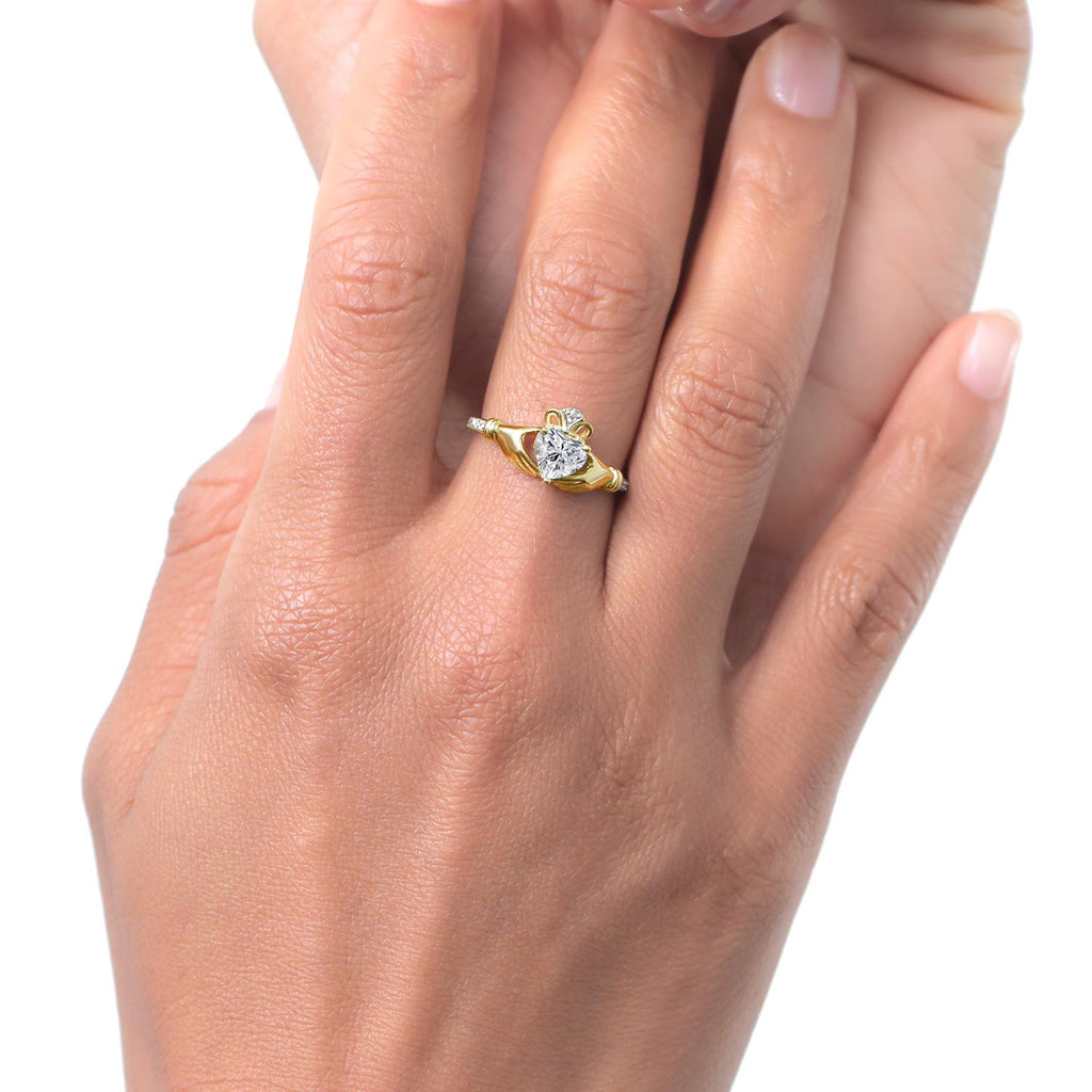 Ring in 10K Yellow Gold