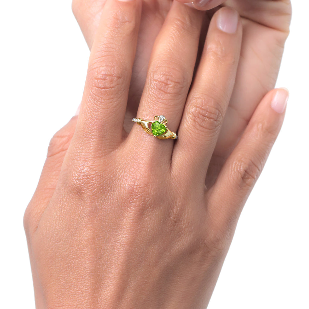 Peridot - August_7_Ring in 10K Yellow Gold