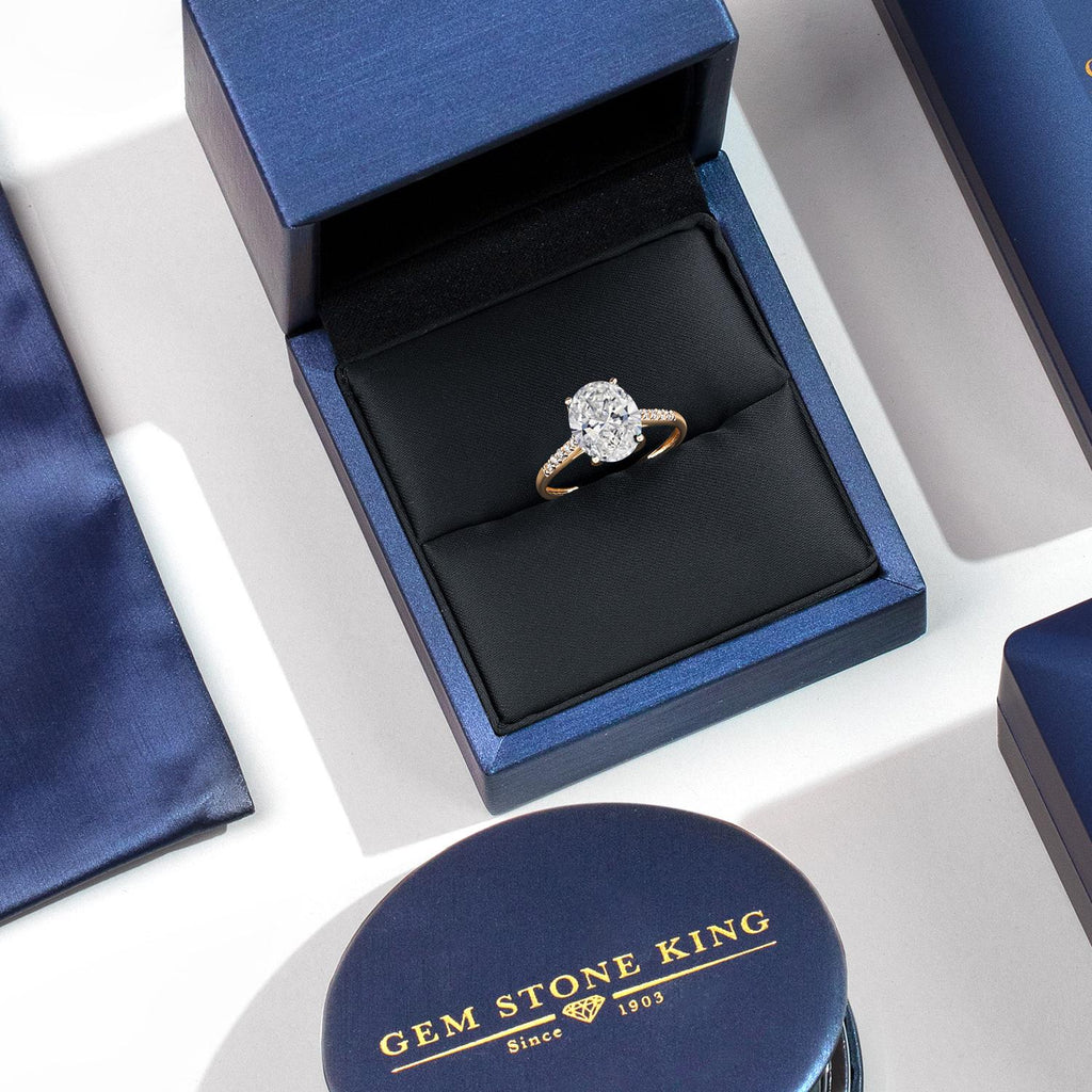 Ring in 10K Yellow Gold